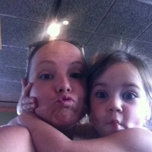 Meet your Posher, Ashley